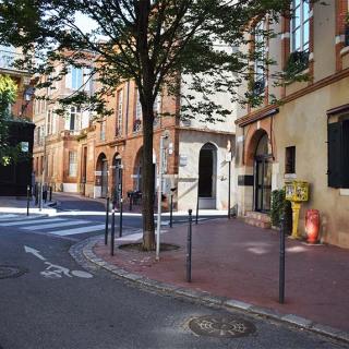 Décor pour votre tournage : la place Mage à Toulouse