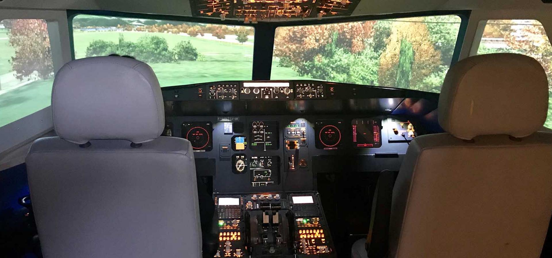 Décor tournage : cockpit d'avion Airbus A320